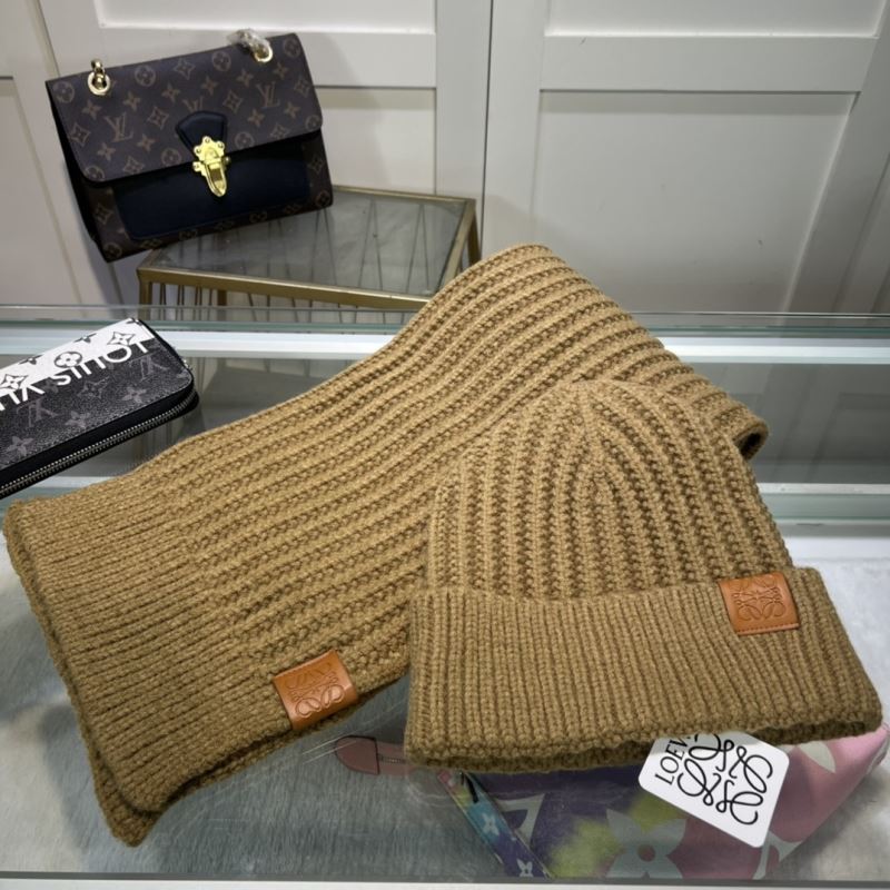 Loewe Caps Scarfs